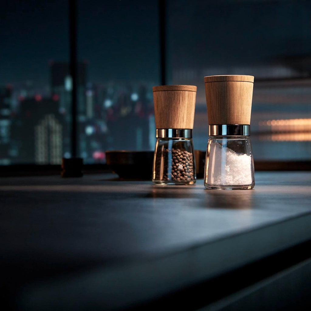 WMF Salz- und Pfeffermühlen-Set aus Eichenholz – Keramikmahlwerk